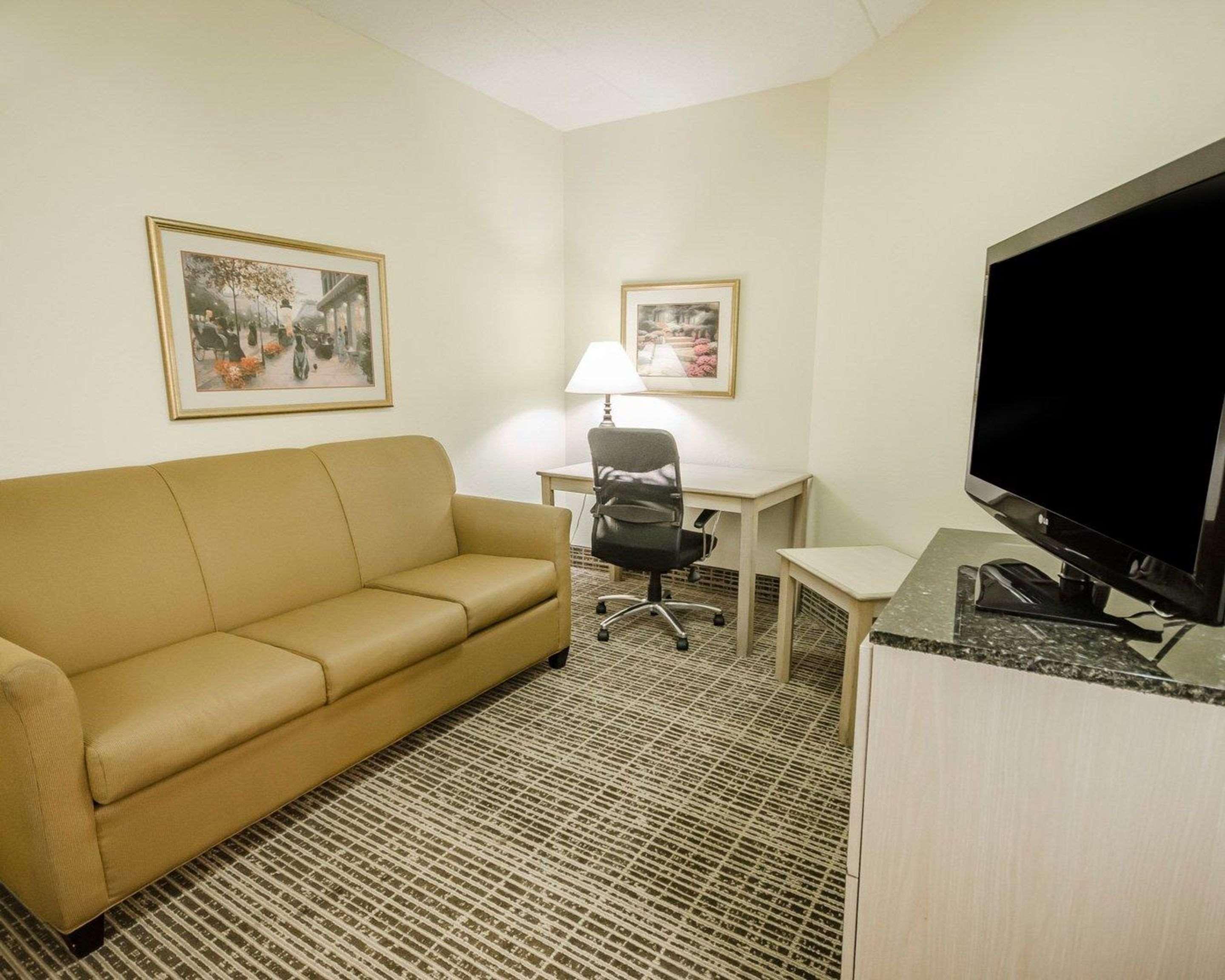 Clarion Pointe Louisville East Ngoại thất bức ảnh