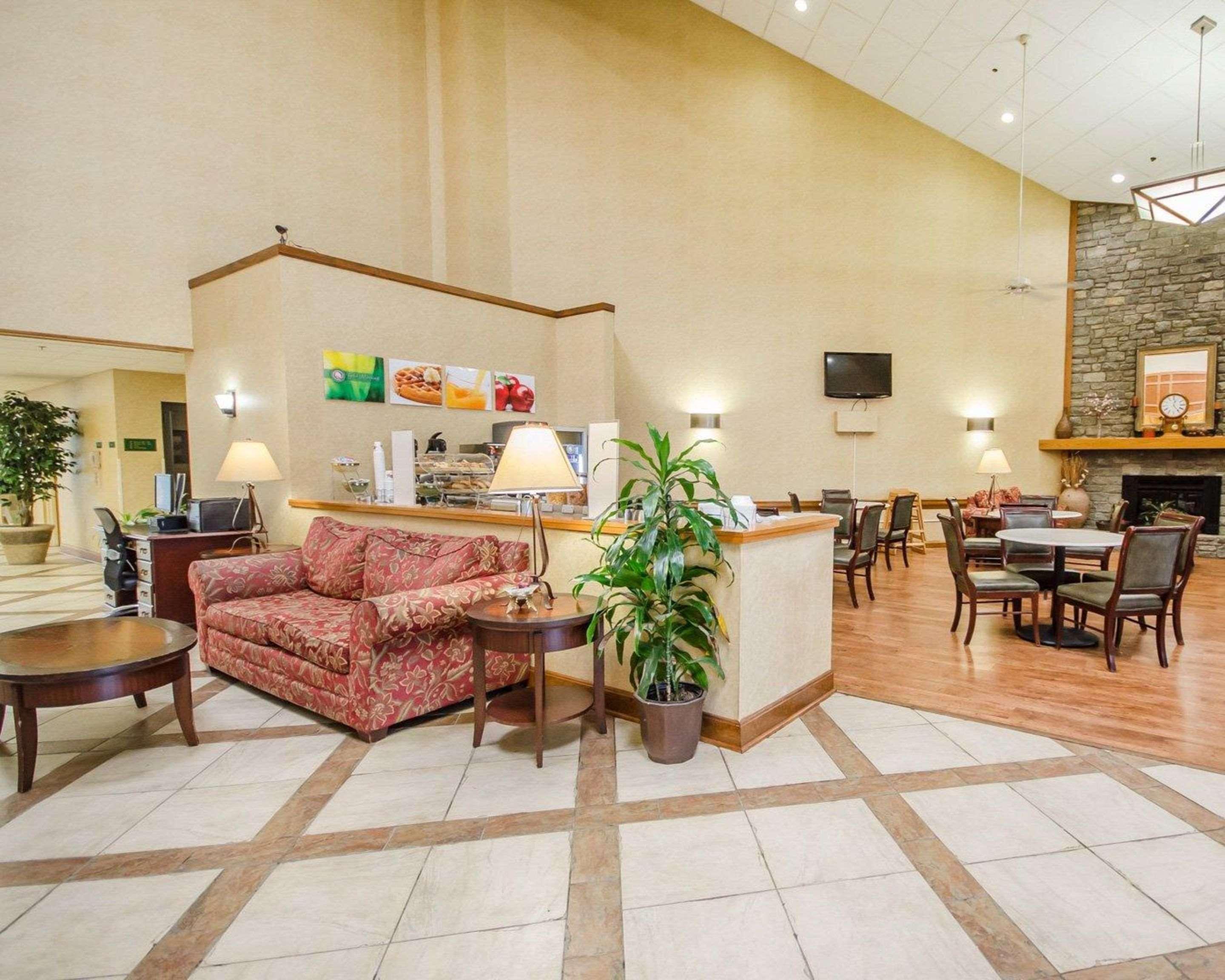 Clarion Pointe Louisville East Ngoại thất bức ảnh