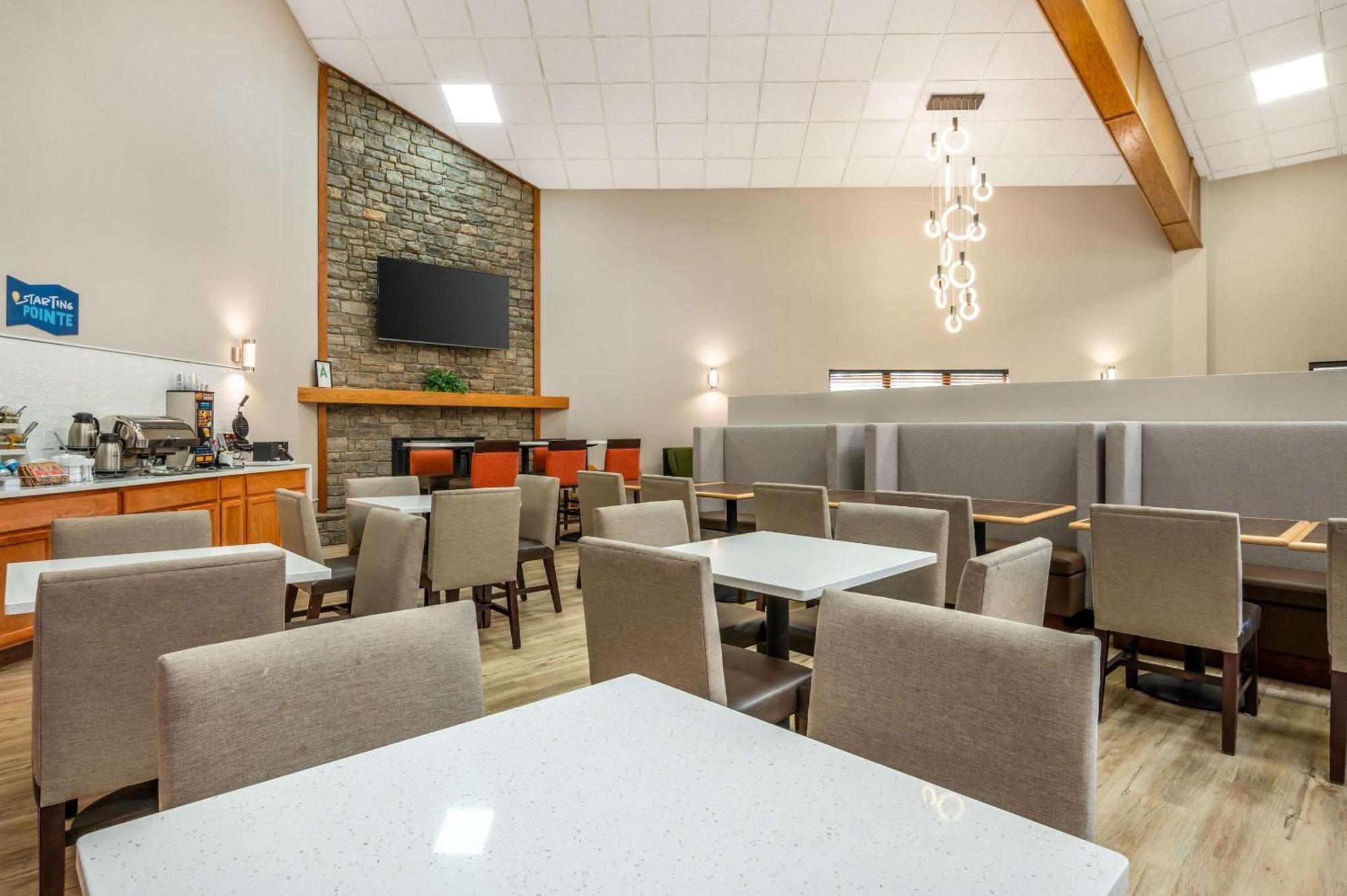 Clarion Pointe Louisville East Ngoại thất bức ảnh
